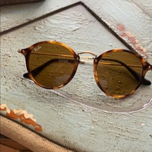 Ray ban sunglasses